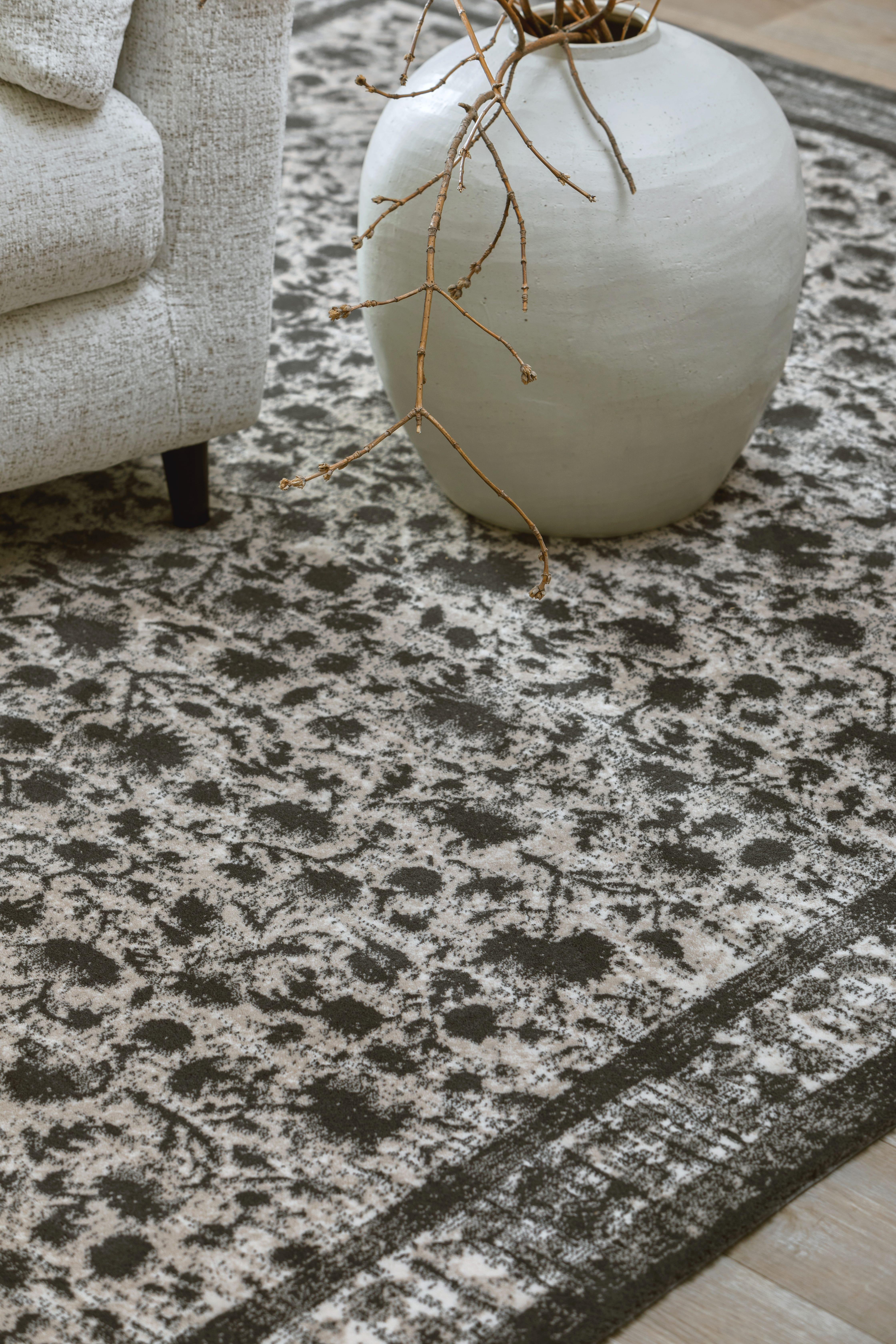 3rd image of CLASSIC GRAPHITE