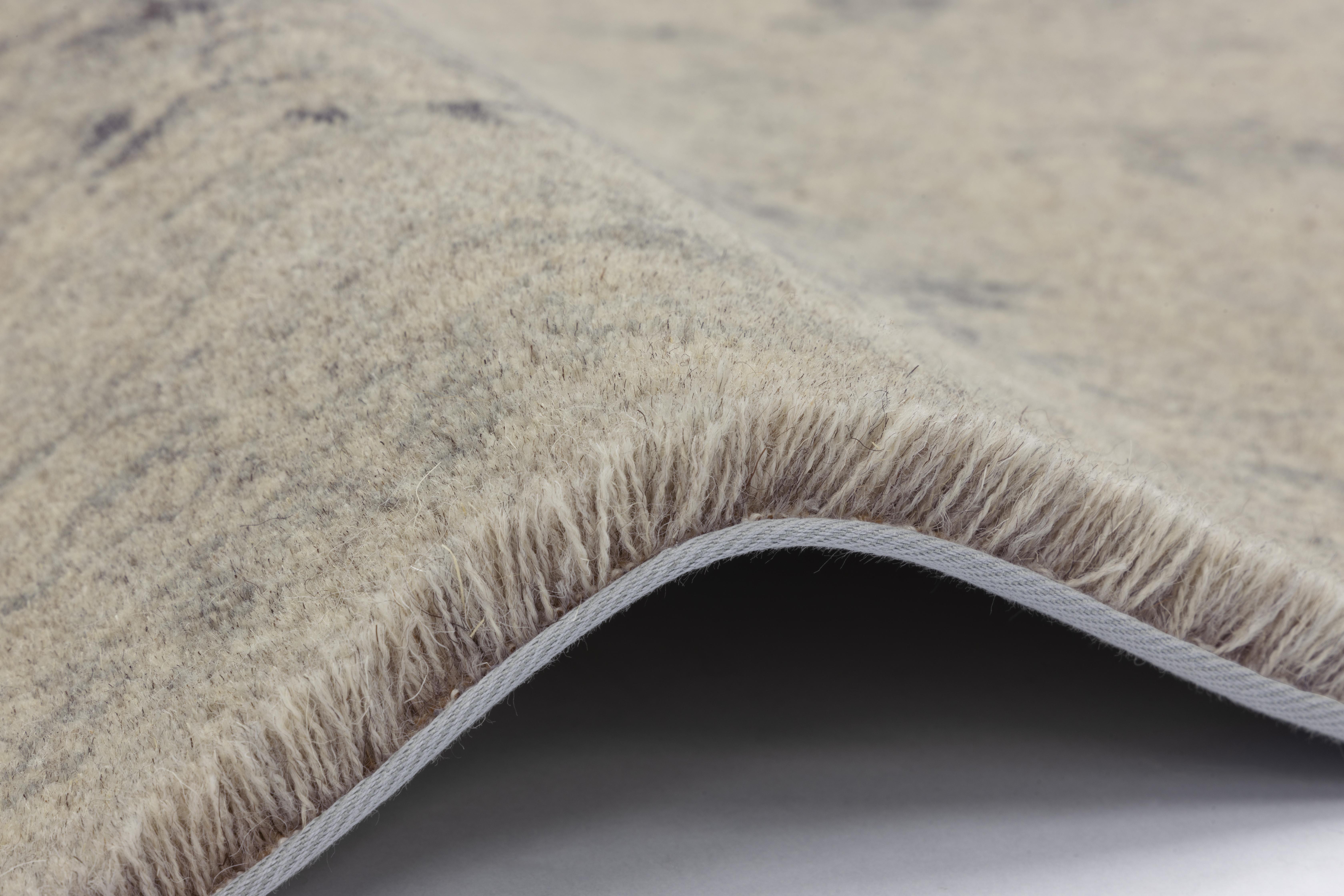 2nd image of VINTAGE FLORA BEIGE