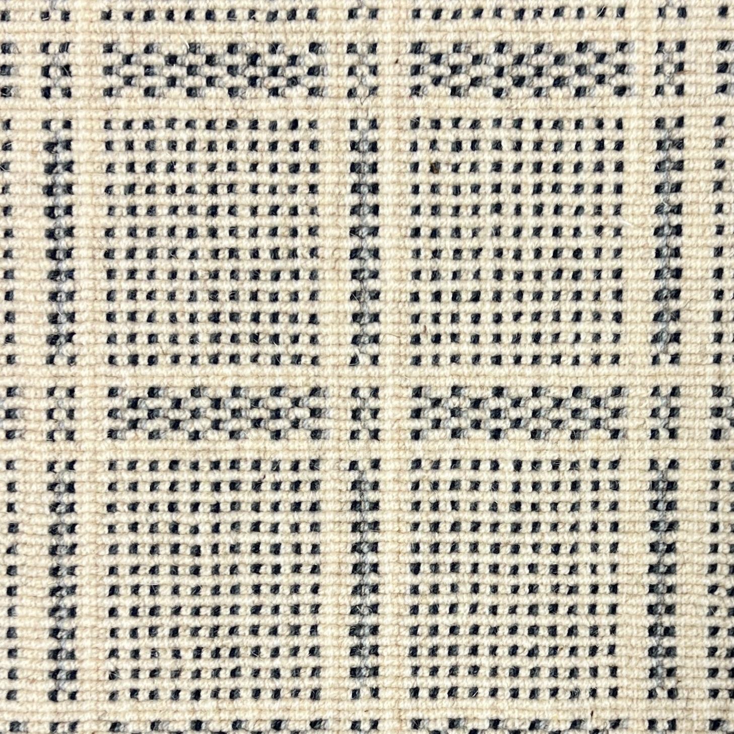 Image of RETRO BOX DARK DENIM