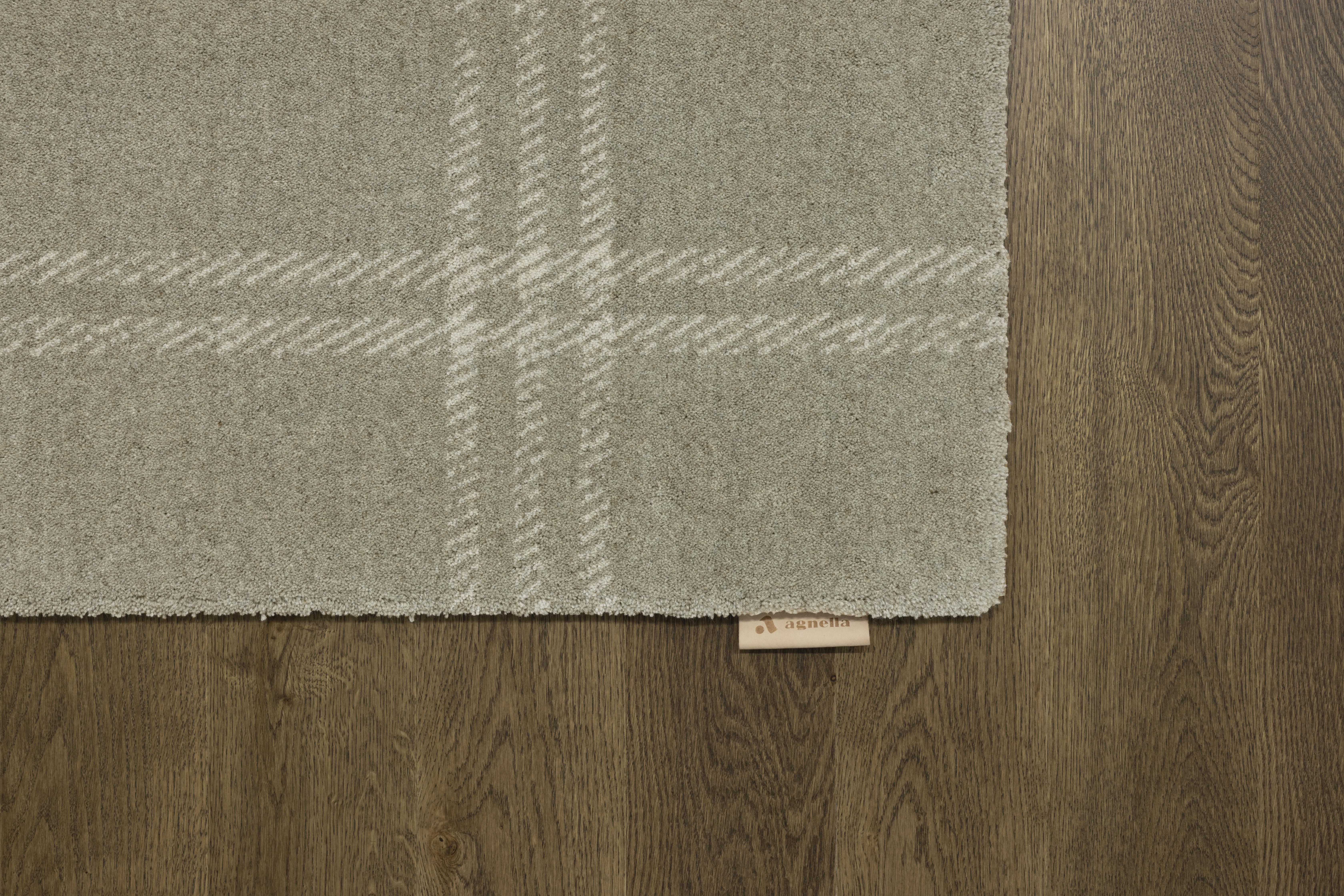 3rd image of GRID PRIME TAUPE