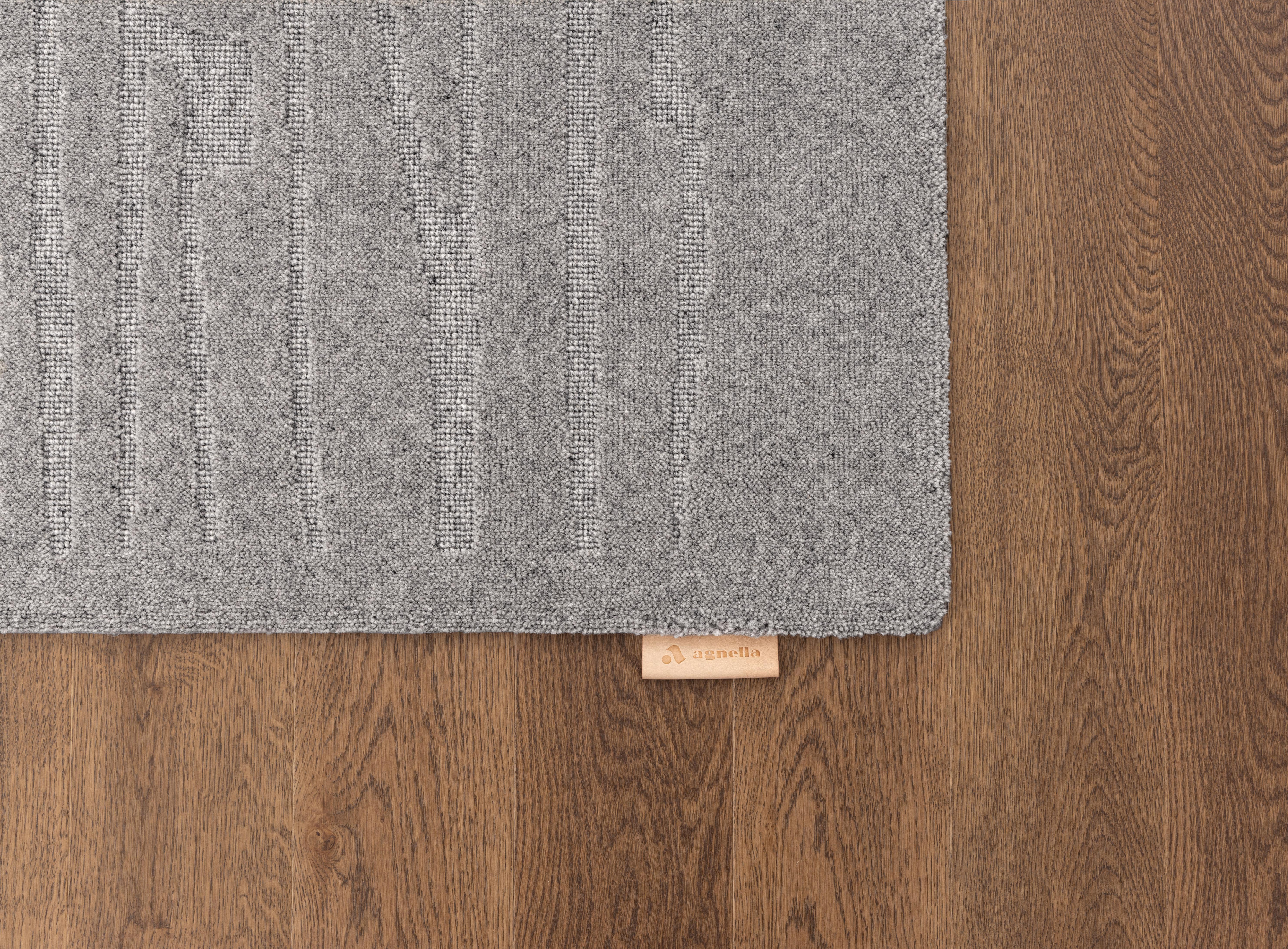 2nd image of RIFTS VERTICAL GREY