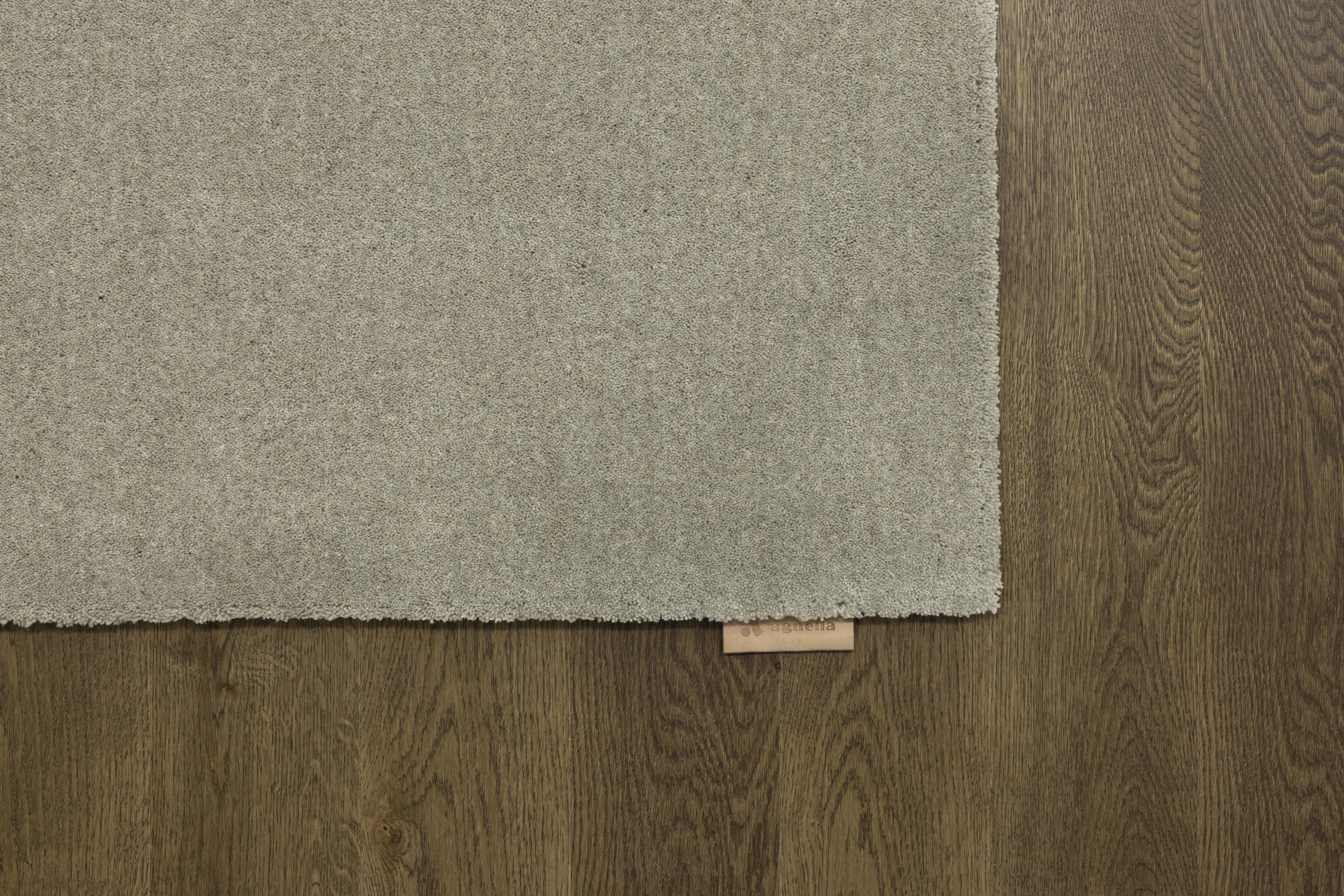3rd image of SMOOTH GREY