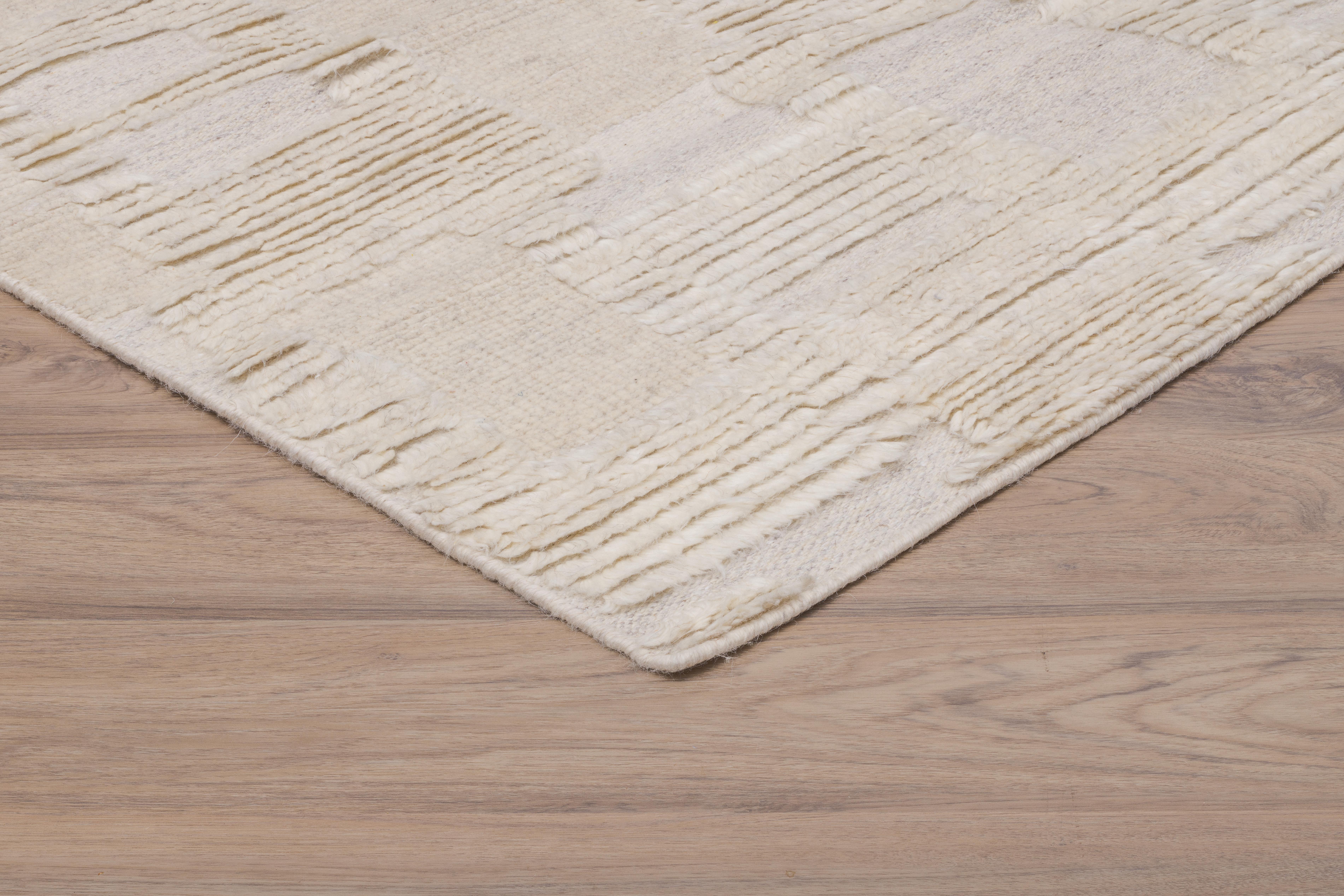 2nd image of PIRI IVORY