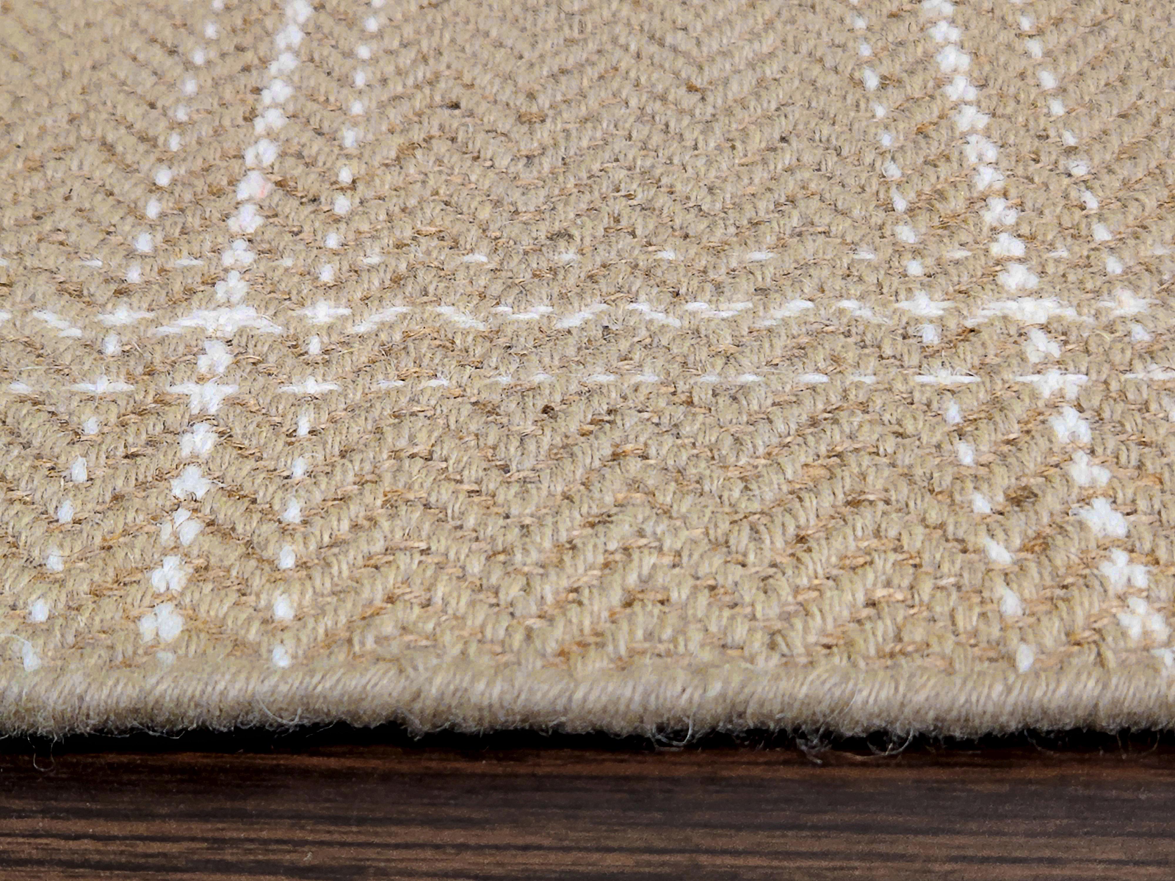 3rd image of TRENTO 615 BEIGE