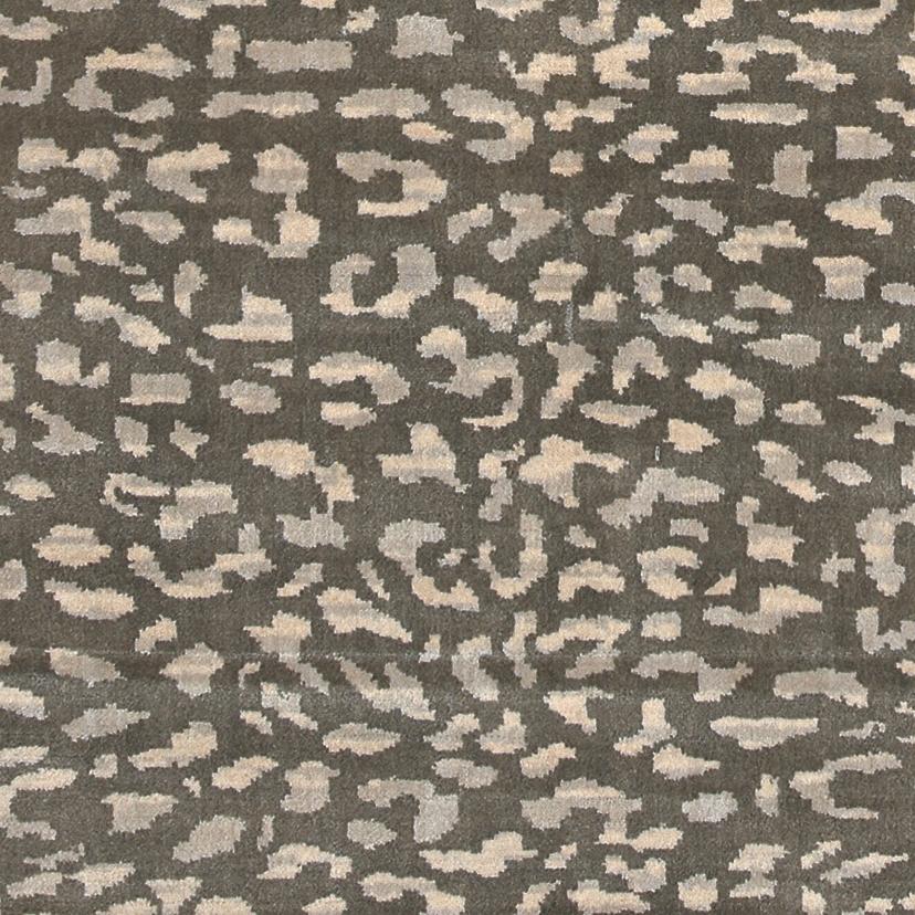 3rd image of LEOPARDO 802 MIDNIGHT GREY