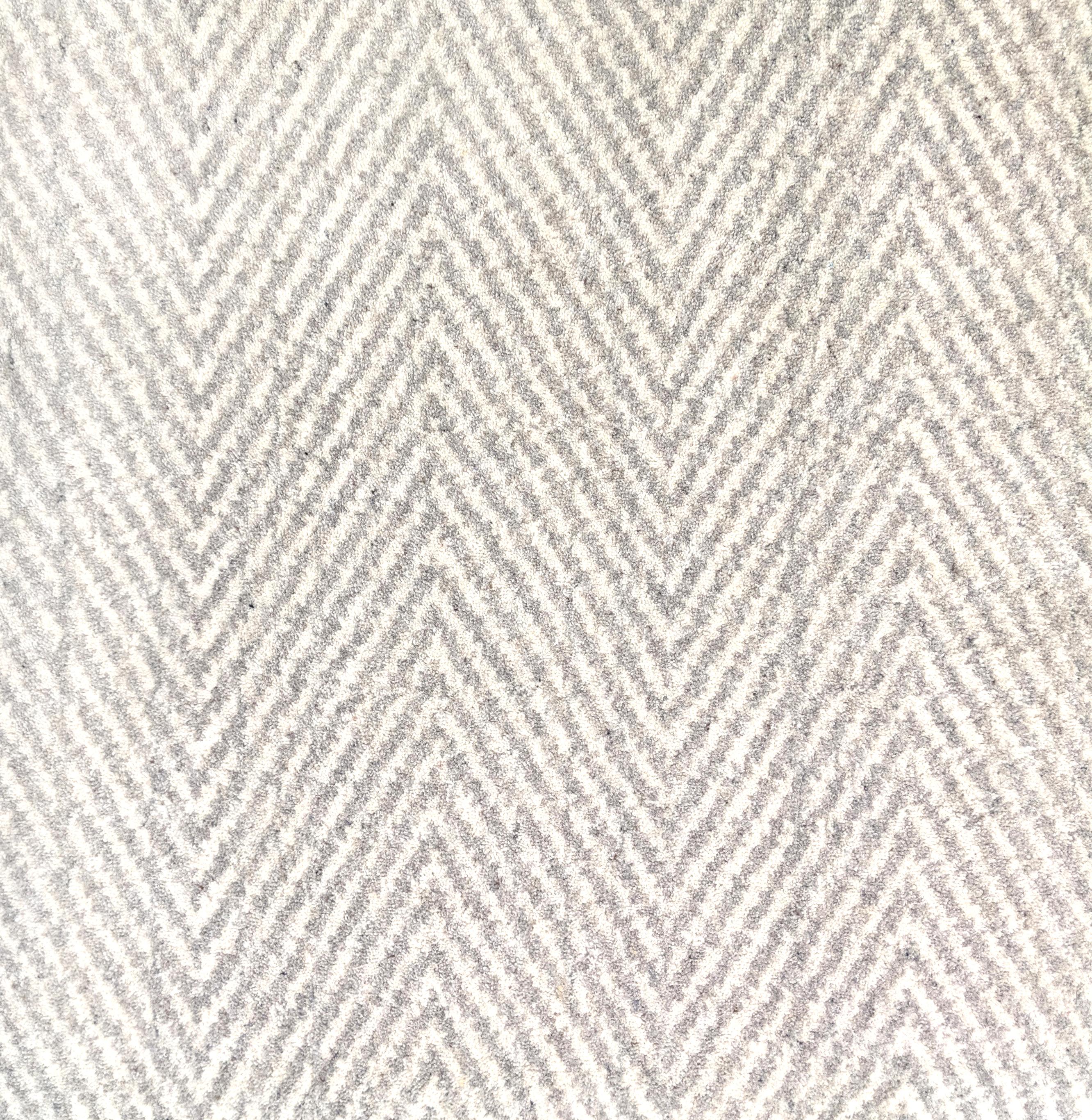 3rd image of MIRO 100 LIGHT GREY