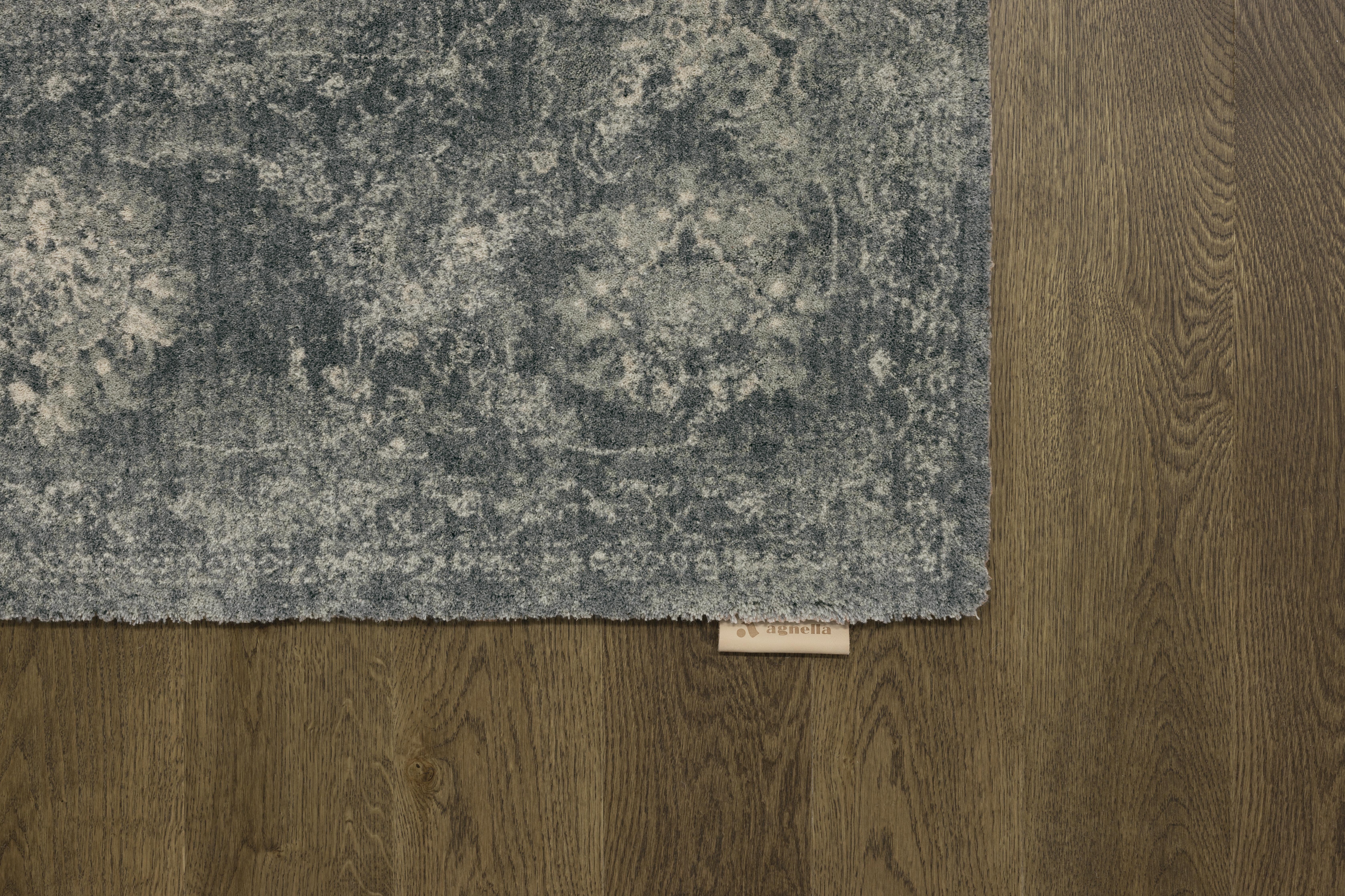 3rd image of VINTAGE FLORA GRAPHITE