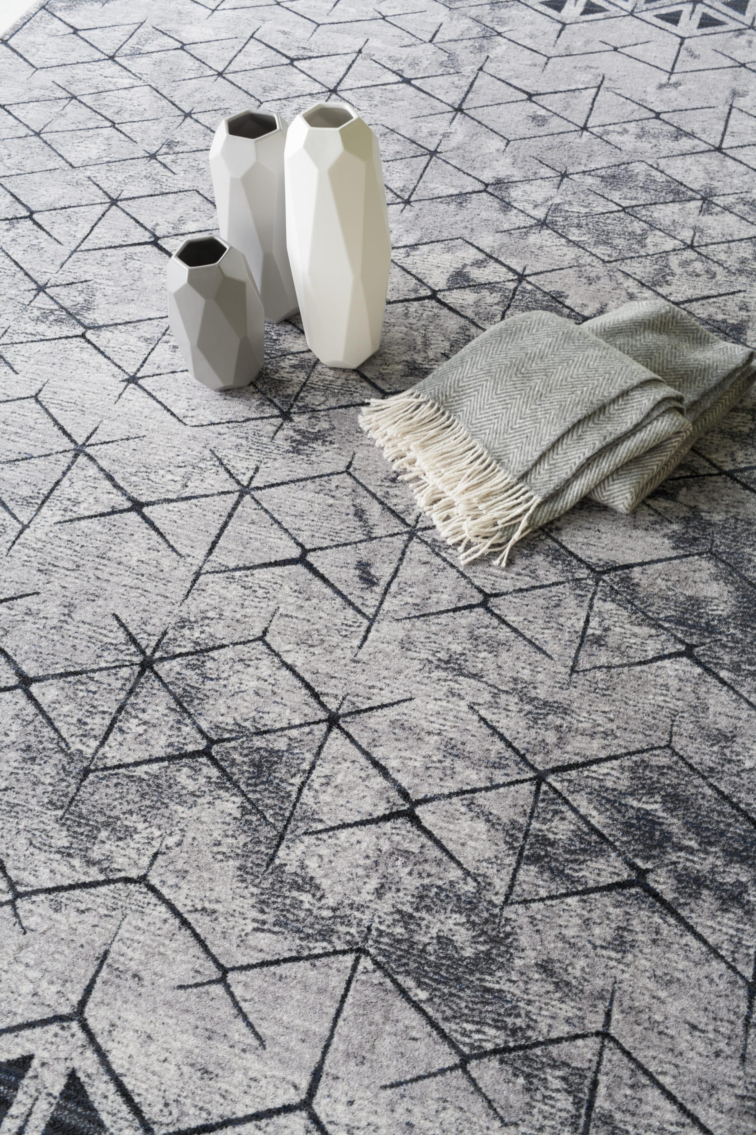 2nd image of BATEJA LIGHT GREY